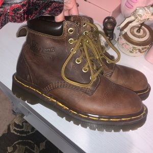 Dr.Marten’s Made in England Vintage Lace-Up Combat Ankle Boots